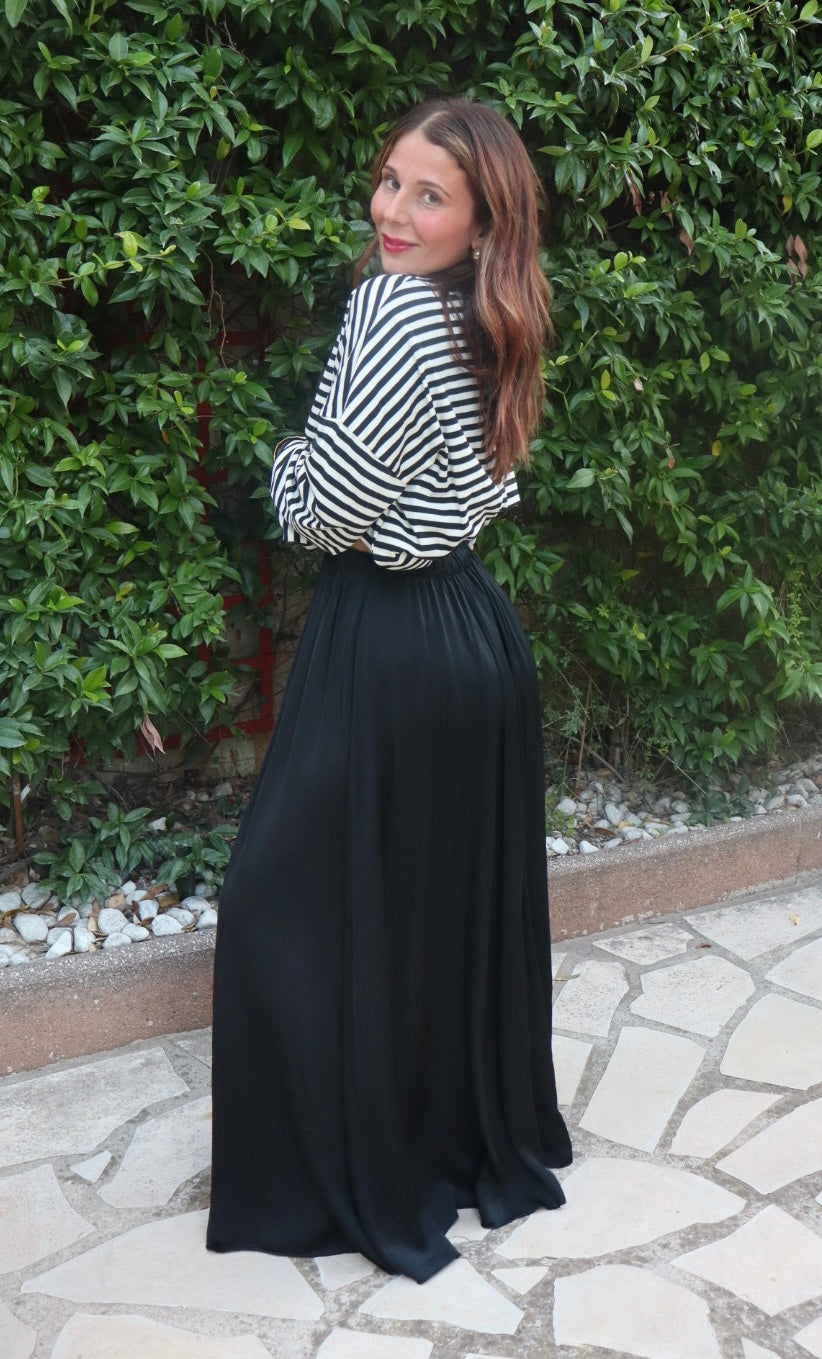 Jupe satinée noire