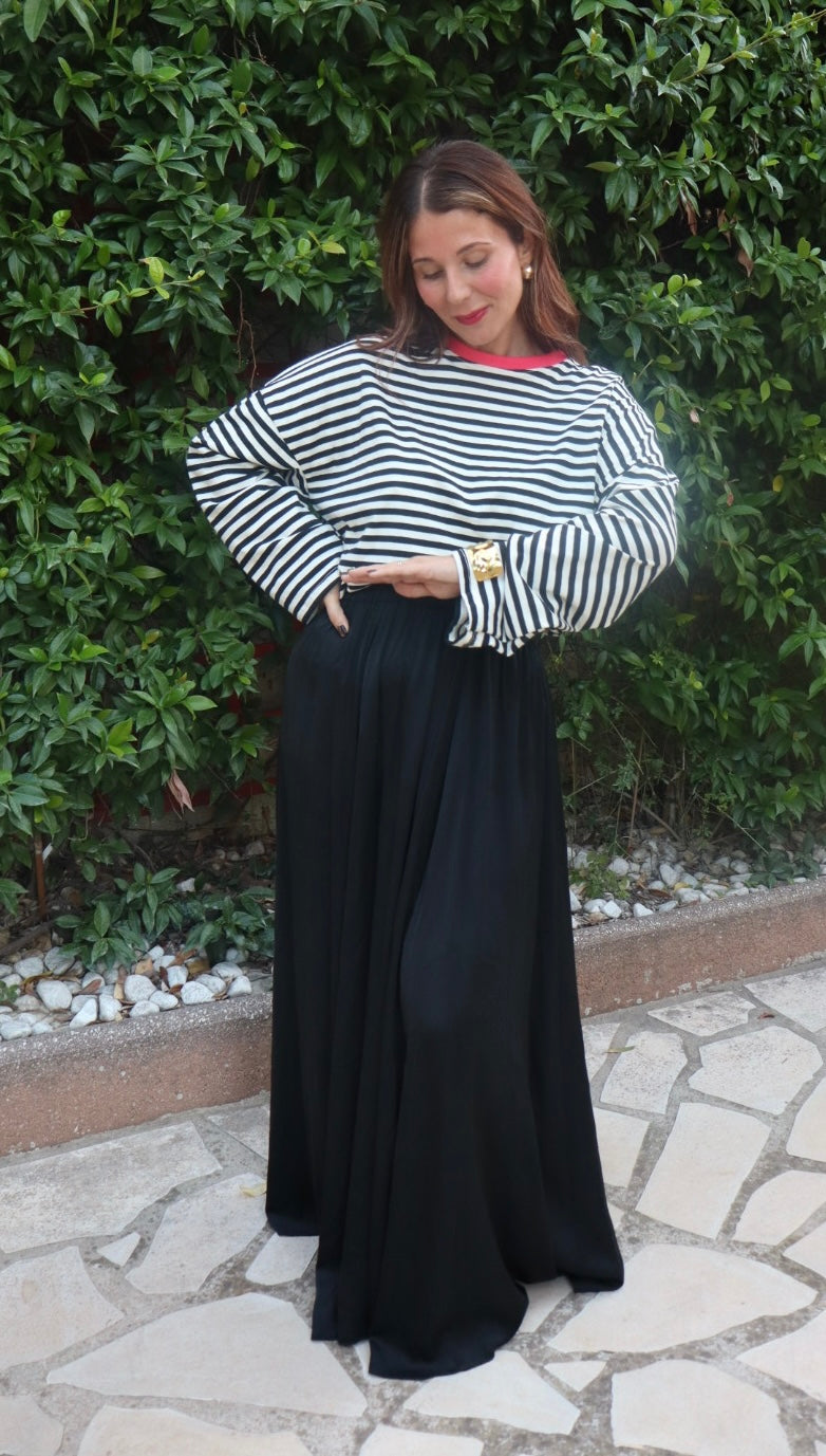 Jupe satinée noire