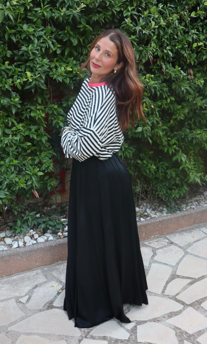 Jupe satinée noire